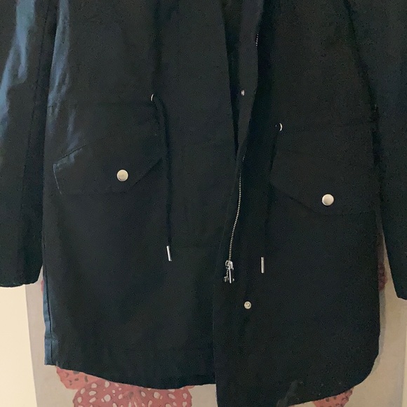 NWOT H&M BLACK PADDED PARKA WITH HOOD - Picture 3 of 7